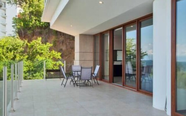 Borneo 106 Alamar - 3 Br Apts