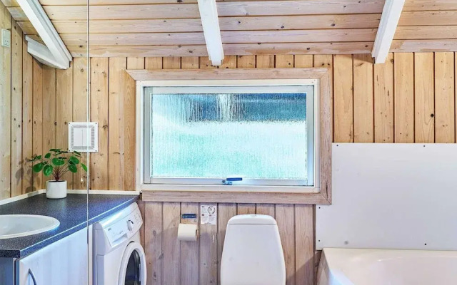 6 Person Holiday Home in Hemmet