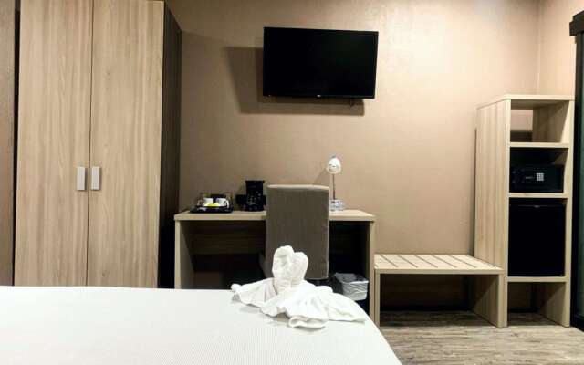 Best Western El Sitio Hotel
