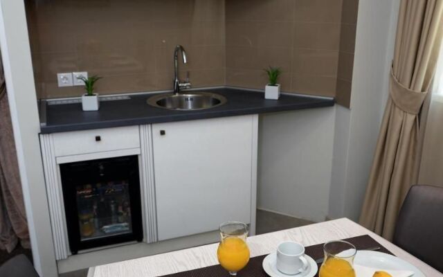 Alexandar Square Apartments