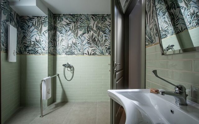 Vespera City Hotel