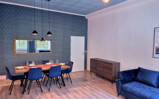 Luxury renovated apartment perfect for families