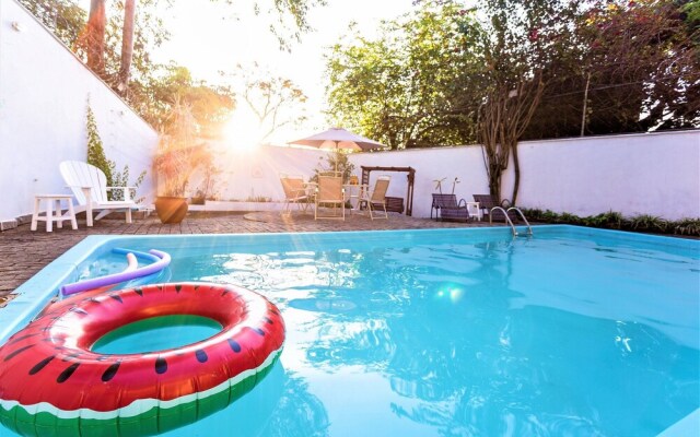 Casa na Lapa com Piscina e Churrasqueira