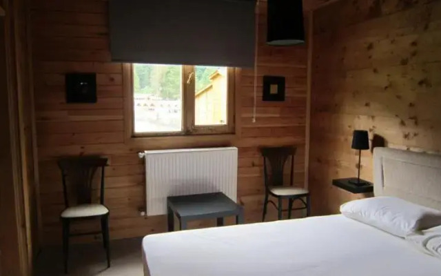 Natura Lodge