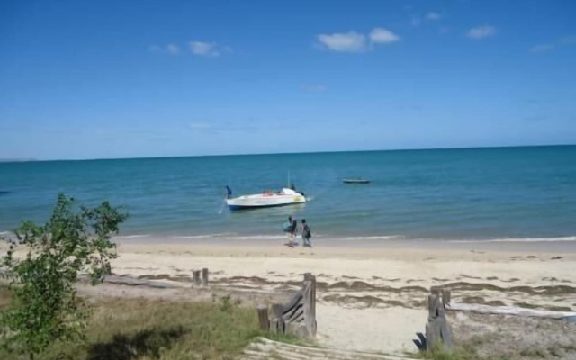 Caliente Beach Lodge