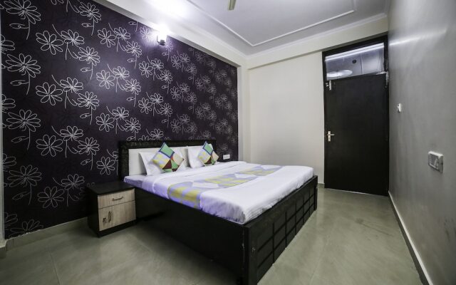 Oyo Home 17383 Elegant 3bhk