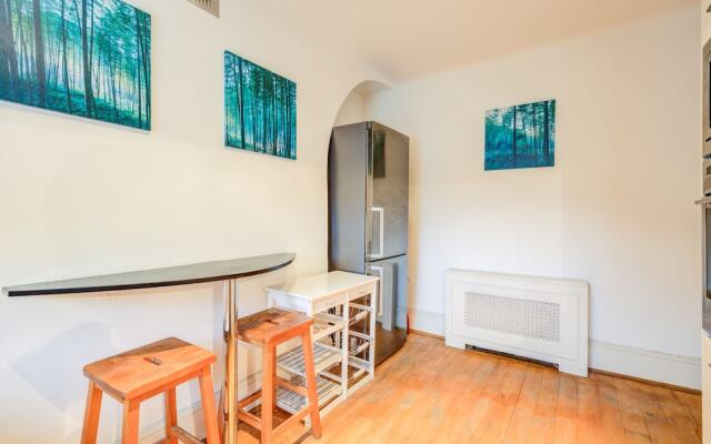 Kings Road Apartment
