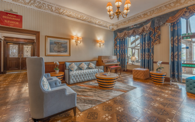 Muthu Fort William Hotel