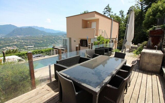 Ca' Balmelli With Shared Pool