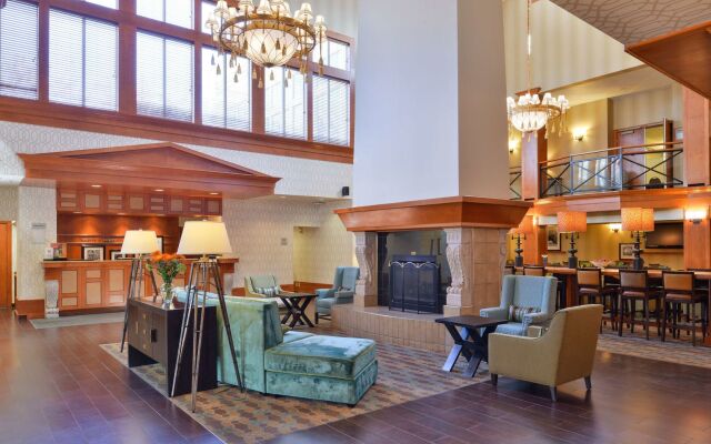 Hampton Inn & Suites By Hilton Calgary- University Northwest