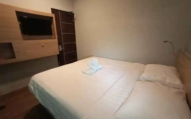 Hotel Marina Airport