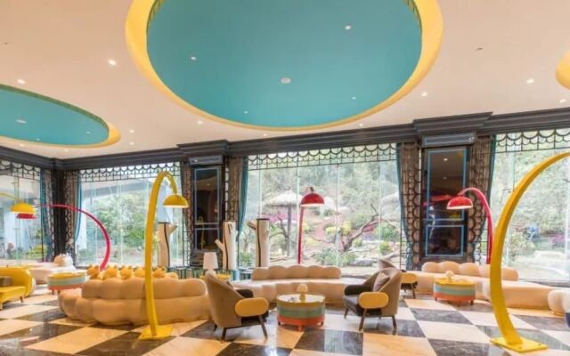 Chimelong Panda Hotel