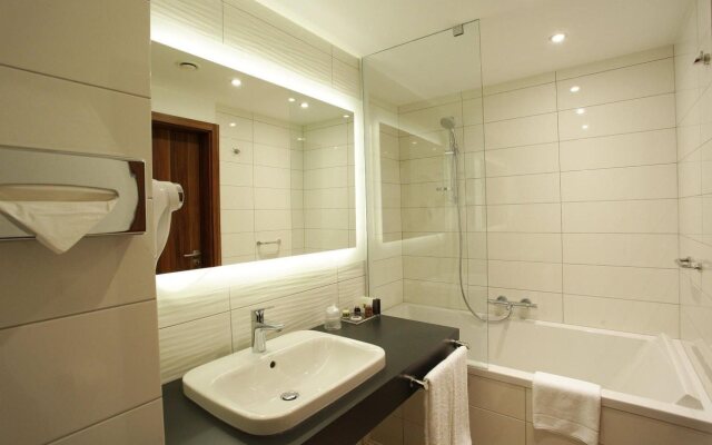 Warsaw Plaza Hotel