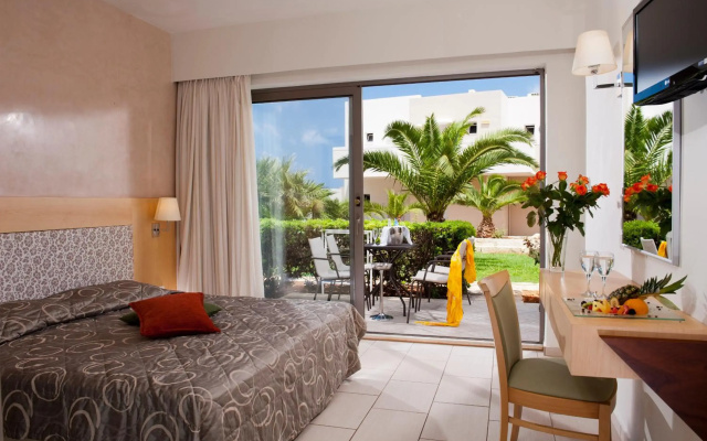 Grand Holiday Resort