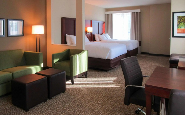 Comfort Suites