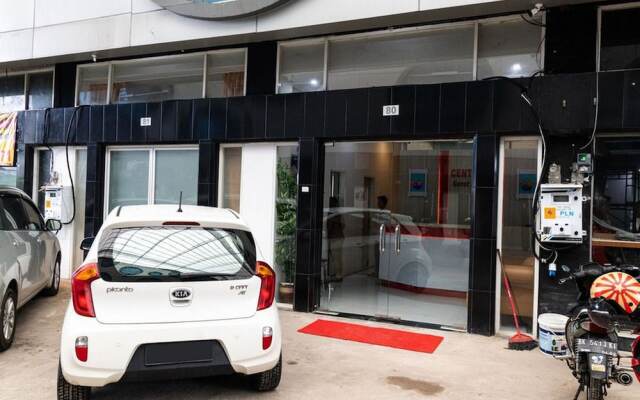 RedDoorz Plus @ Centrium Katamso Medan