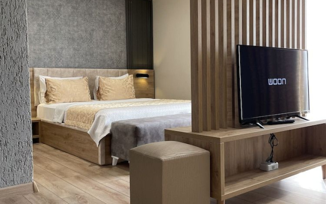 Inn Port Hotel