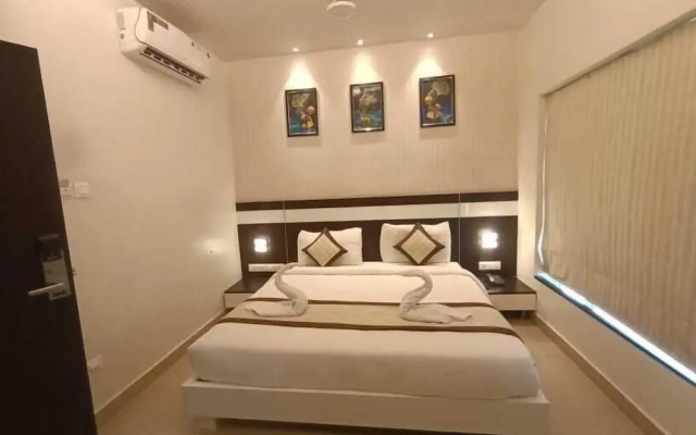 Yuvraj Palace Inn