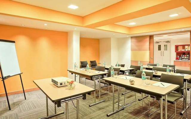 ibis Jaipur City Centre