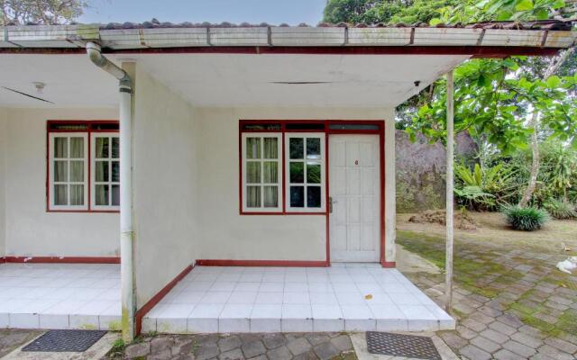 OYO 92505 Asta Guesthouse