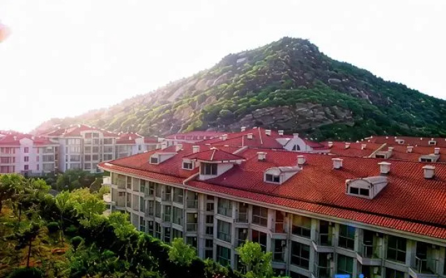 Lianyungang Liandao Yanyangtian Holiday Center