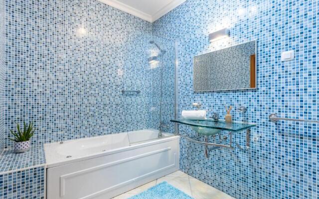 Great 2 bedroom apartment with communal pool