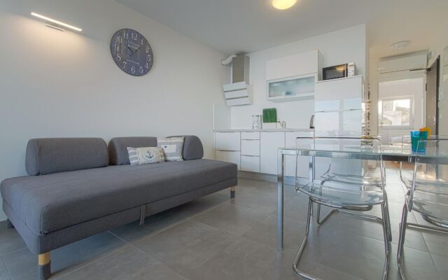 Amazing Apartment in Nin With 2 Bedrooms and Wifi