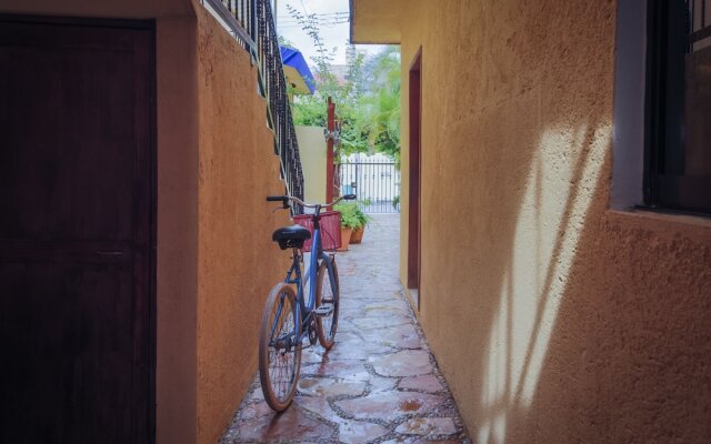 La Buena Vida Suites - Adults Only