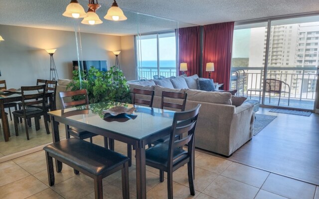 1201 South Hampton 2 Bedroom Condo