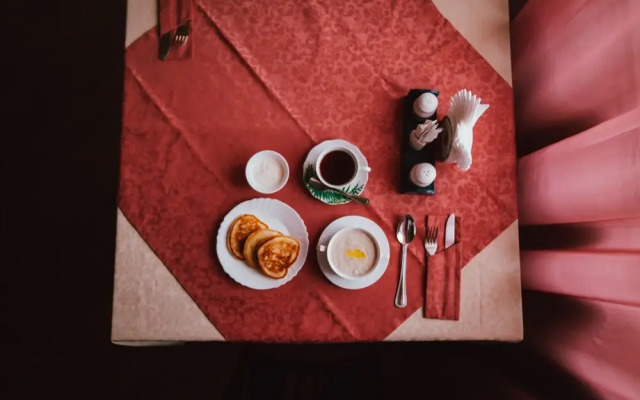 AnRi Hotel