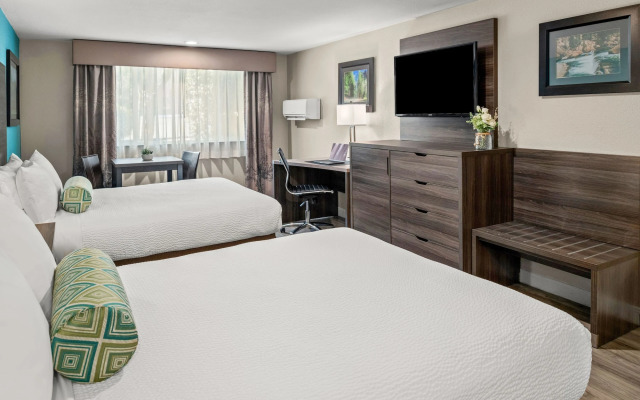 Yosemite Southgate Hotel & Suites