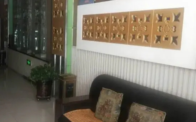 Green Island Hotel (Urumqi No.98 Middle School)