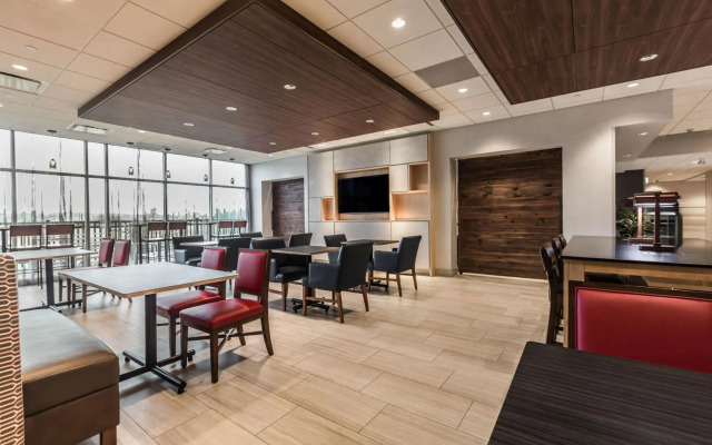 Holiday Inn Express & Suites Welland by IHG