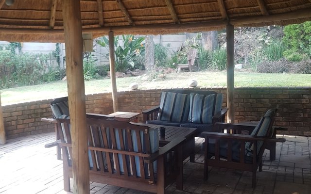 Lala-Nathi Guest House & Self Catering