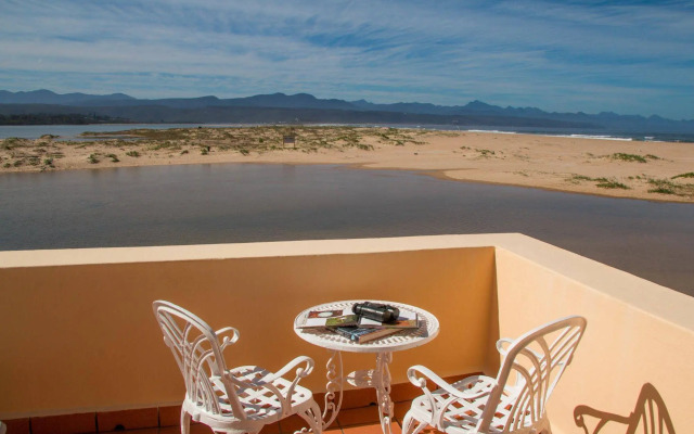 Milkwood Manor on Sea Hotel