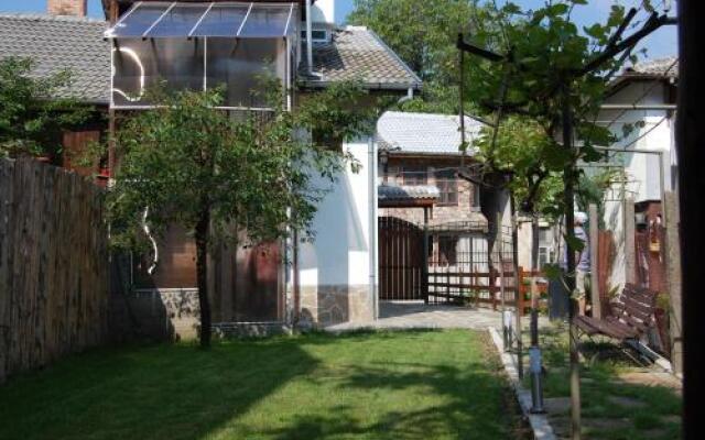 Penevi Guest House