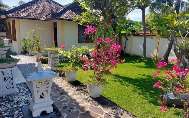 Villa Juliani Lovina Bali