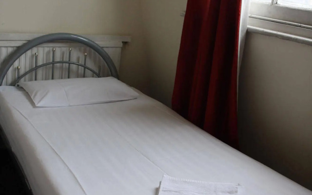Daisy Hotel Kings Cross