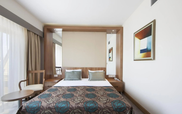 TT Hotels Pegasos World