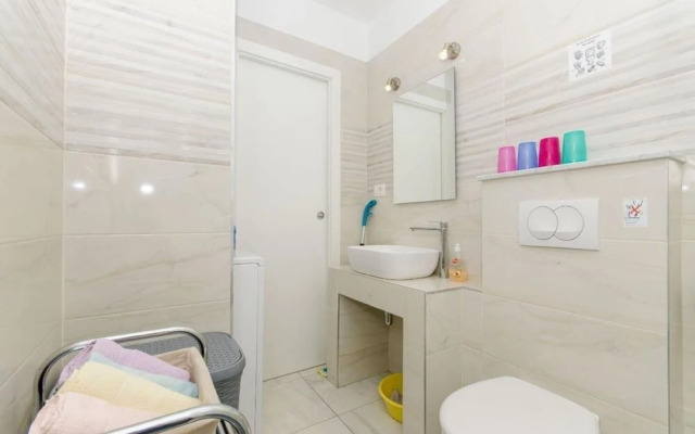 Lucija - Apartment With Pool - A1