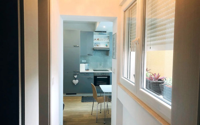 Brand New Suite next to Palace & Beach