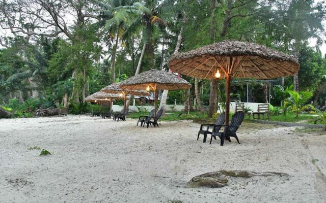 Holiday N Holiday Beach Resort