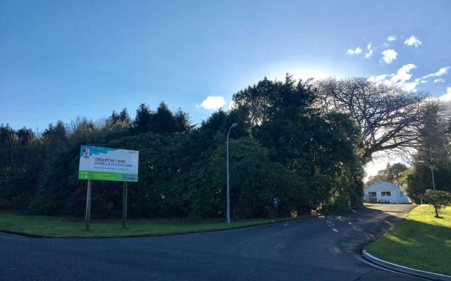 Stratford Motel & Holiday Park