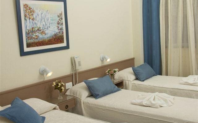 Puerto Banus Hotel