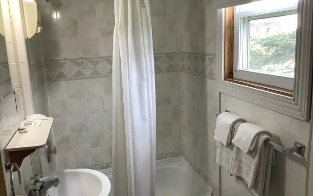 Hotel Motel Rocher Percé B&B