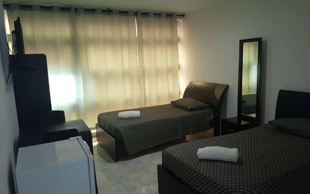 Hostal Central Beach