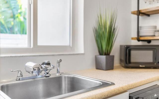 Alani Bay Premium Condos