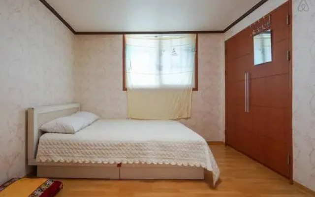 Mapo Azumma Guesthouse