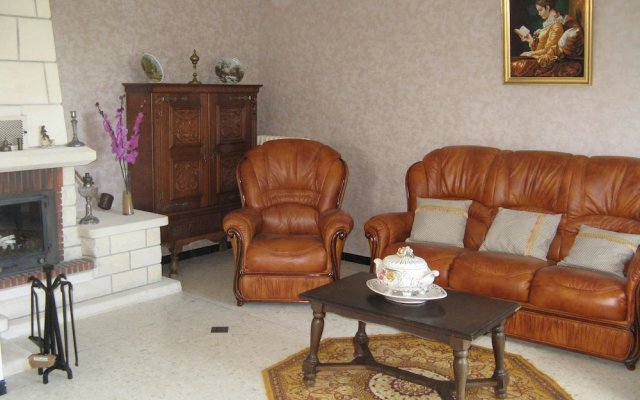 House With 4 Bedrooms in Agonac, With Furnished Garden and Wifi