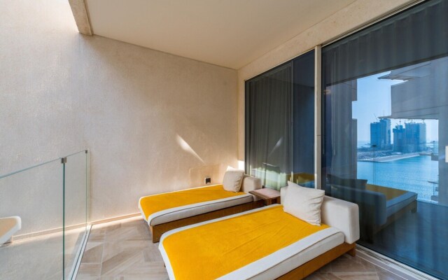 DXB - Five - 41508 - PJ